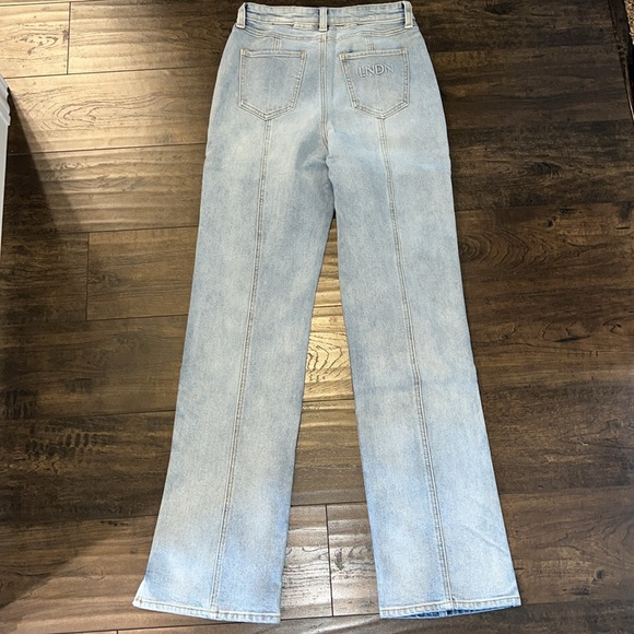 NWT LNDN Landon Denim Sunday Pant Cut-Out Waist Slit Leg Jeans - Medium Wash - Picture 5 of 10